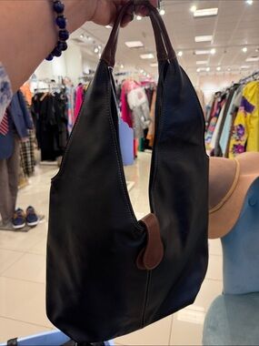 Classic Black Leather Shoulder Bag with Brown Trim